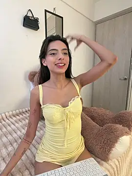 ZaraLuuv online show from March 13, 2026, 6:03 pm