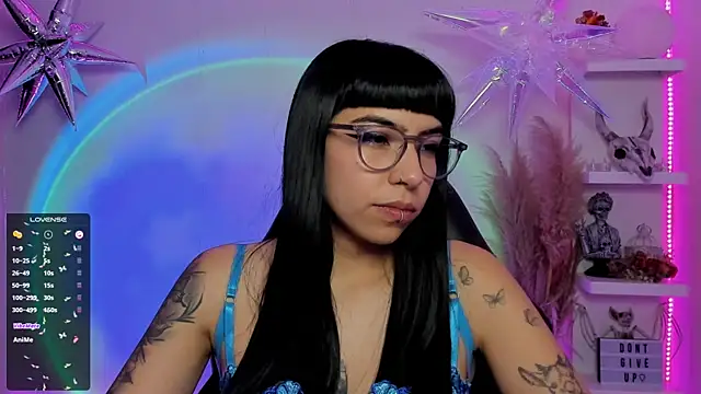 Saraa Desiree online show from March 4, 2025, 10:49 pm