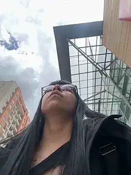 Saraa Desiree online show from September 25, 2025, 4:32 pm