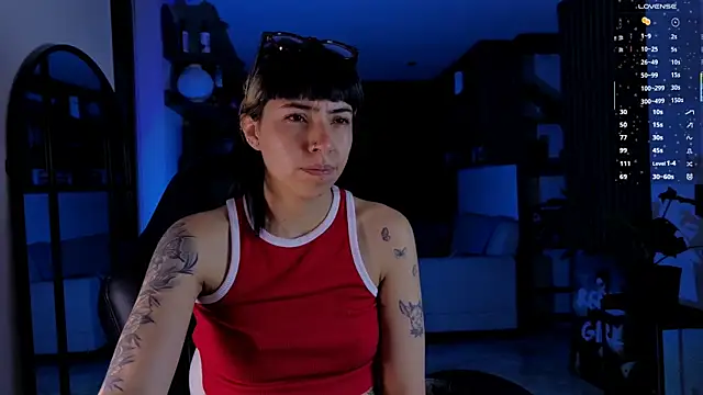 Saraa Desiree online show from April 11, 2026, 2:49 am