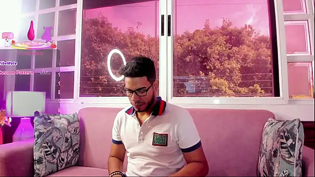 ETHAN DRAVEN online show from September 18, 2025, 8:00 pm