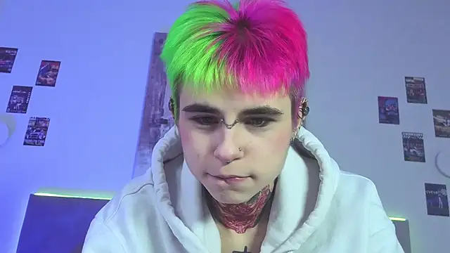 Alex Vallley online show from October 6, 2025, 8:28 pm