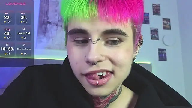 Alex Vallley online show from October 8, 2025, 8:39 pm