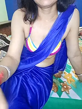 Cute-Zarina online show from October 30, 2025, 6:08 pm