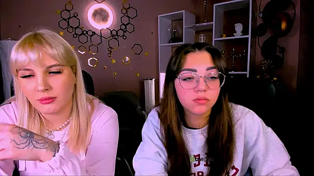 kiki swan online show from February 6, 2026, 7:02 am