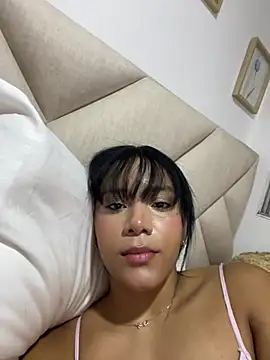 Snapshot of adalinarusell_ chatting on July 11, 2026, 11:39 pm adalinarusell online show from July 11, 2026, 11:39 pm