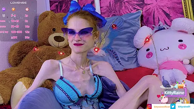 Snapshot of KittyRaine chatting on June 23, 2026, 12:58 pm KittyRaine online show from June 23, 2026, 12:58 pm