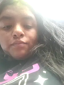 Snapshot of EmilyBrownn_ chatting on September 12, 2025, 7:03 pm EmilyBrownn online show from September 12, 2025, 7:03 pm