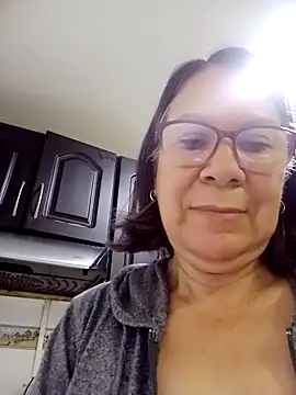 Snapshot of victoria_wayne chatting on April 19, 2026, 9:19 am victoria wayne online show from April 19, 2026, 9:19 am
