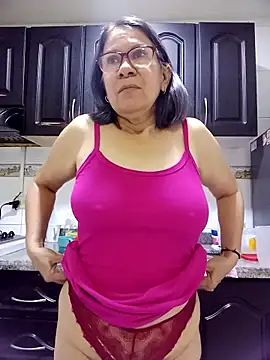 Snapshot of victoria_wayne chatting on April 20, 2026, 10:07 am victoria wayne online show from April 20, 2026, 10:07 am