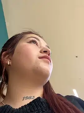 Karina Leon online show from May 9, 2026, 7:08 pm
