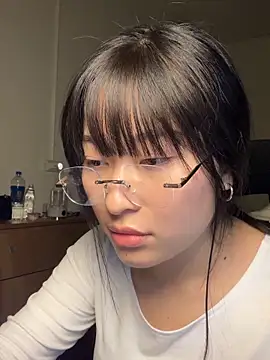 214Jun online show from November 18, 2025, 5:39 pm