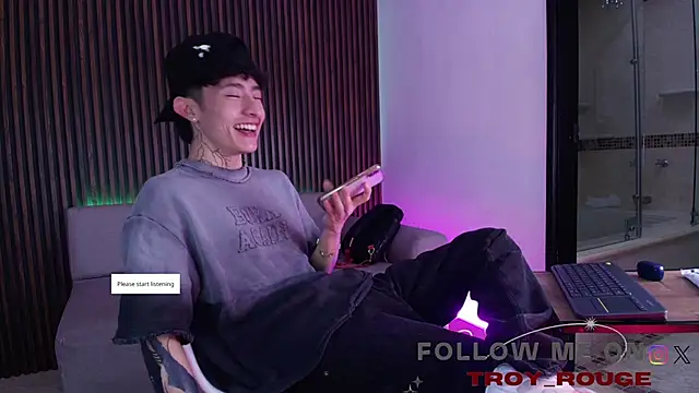 troy rouge online show from November 3, 2025, 7:26 pm