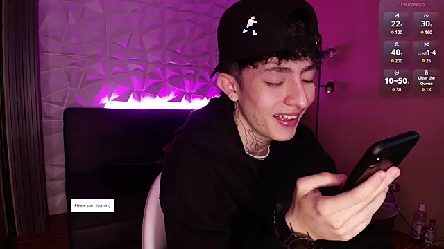 troy rouge online show from December 5, 2025, 7:21 pm