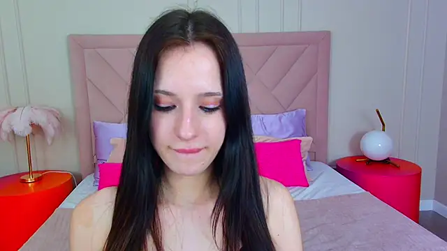 JaneRayan online show from March 6, 2025, 10:47 pm