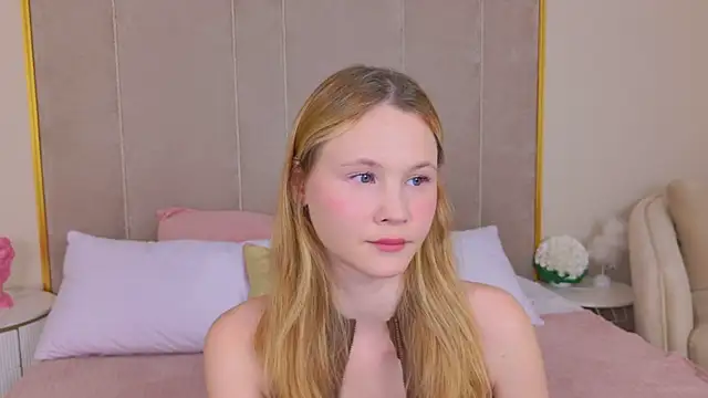 Snapshot of AmeliRoyse chatting on June 26, 2026, 5:17 pm AmeliRoyse online show from June 26, 2026, 5:17 pm