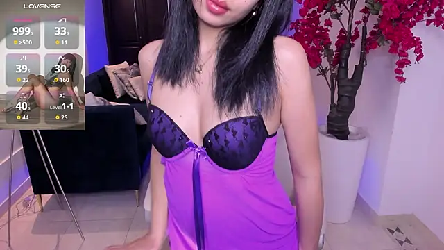 Snapshot of Kloee_brown chatting on March 25, 2026, 10:43 am Kloee brown online show from March 25, 2026, 10:43 am