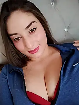 Snapshot of KARINA_FLOWER_ chatting on October 19, 2025, 10:10 pm KARINA FLOWER  online show from October 19, 2025, 10:10 pm