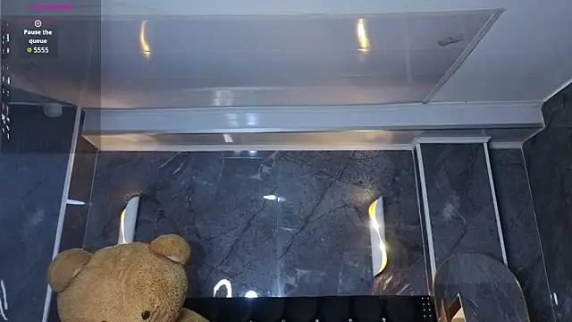  wendy b online show from December 19, 2025, 8:38 pm