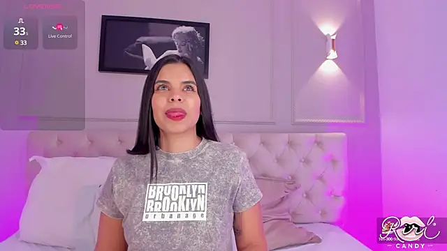 riri candy online show from March 20, 2025, 3:23 am