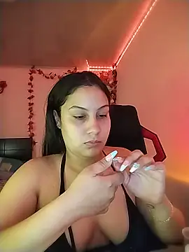 Snapshot of esmeralda_jadees chatting on May 21, 2026, 8:27 pm esmeralda jadees online show from May 21, 2026, 8:27 pm