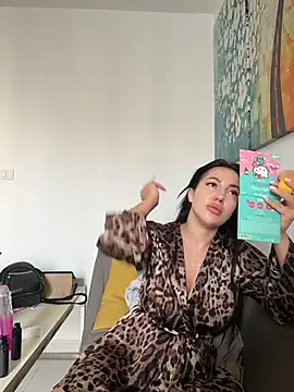 AleksandraRich online show from November 25, 2025, 1:16 am