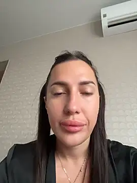 Snapshot of AleksandraRich chatting on August 7, 2026, 1:29 am AleksandraRich online show from August 7, 2026, 1:29 am