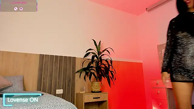  SamantaGomez online show from March 2, 2026, 8:15 pm