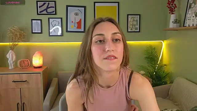 Snapshot of blue_fog chatting on March 21, 2025, 6:18 pm blue fog online show from March 21, 2025, 6:18 pm