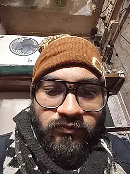 mpaale11 online show from December 20, 2025, 3:19 pm