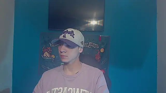 Snapshot of Burperking420_ chatting on March 8, 2026, 1:37 pm Burperking420 online show from March 8, 2026, 1:37 pm