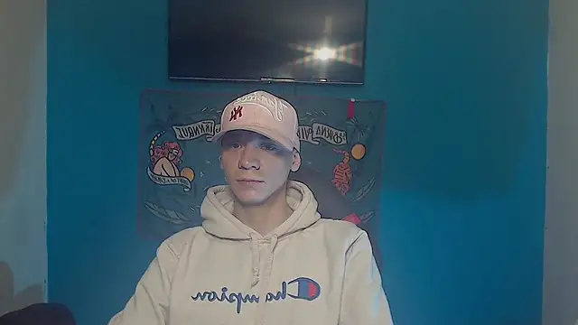 Snapshot of Burperking420_ chatting on April 15, 2026, 7:58 pm Burperking420 online show from April 15, 2026, 7:58 pm