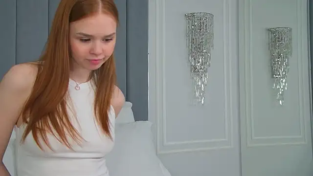 Snapshot of MiraBliss chatting on June 7, 2026, 7:17 pm MiraBliss online show from June 7, 2026, 7:17 pm