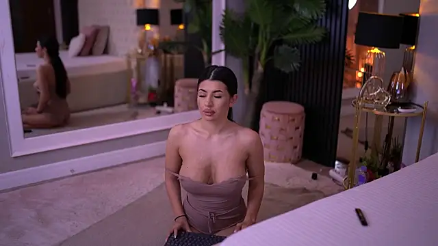 TanyaVonDe online show from March 28, 2026, 6:29 pm