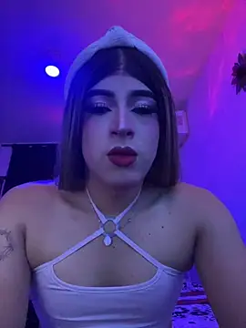 cami-rouxx online show from October 22, 2025, 4:40 pm