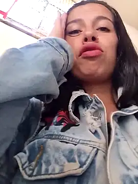 Snapshot of Nathaly_12 chatting on April 1, 2026, 1:41 pm Nathaly 12 online show from April 1, 2026, 1:41 pm