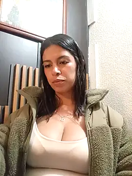 Snapshot of Nathaly_12 chatting on April 9, 2026, 11:54 pm Nathaly 12 online show from April 9, 2026, 11:54 pm