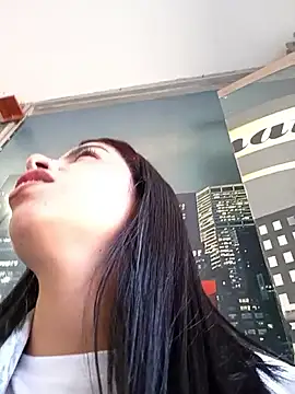 Snapshot of Nathaly_12 chatting on June 11, 2026, 3:43 pm Nathaly 12 online show from June 11, 2026, 3:43 pm