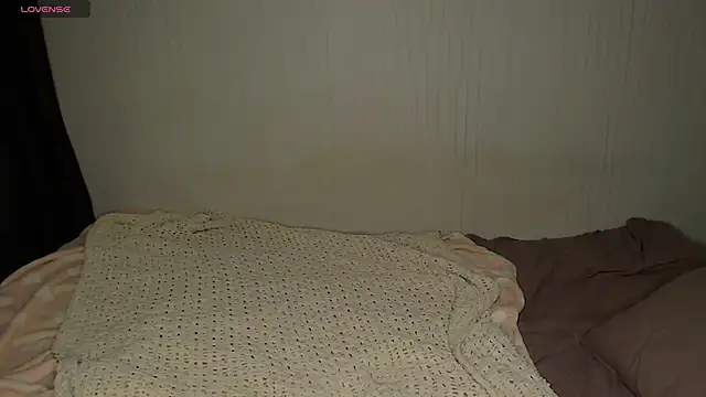 Molly Wheel online show from September 30, 2025, 8:47 pm