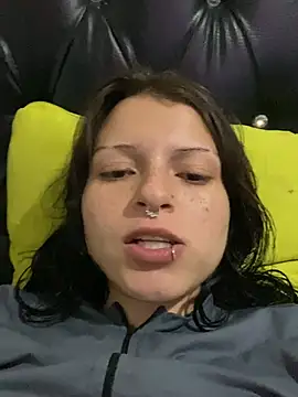 Snapshot of val_zx chatting on July 29, 2026, 10:08 pm val zx online show from July 29, 2026, 10:08 pm