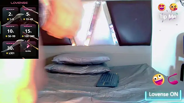 Snapshot of alexsandra_kiss chatting on December 2, 2025, 11:15 am alexsandra kiss online show from December 2, 2025, 11:15 am