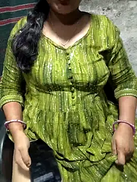 priya 00143 online show from April 9, 2026, 6:46 pm