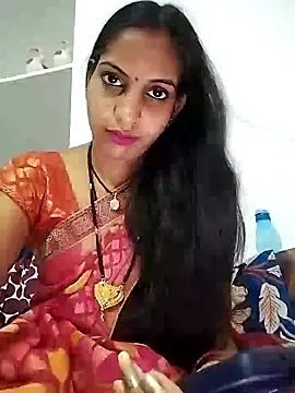 Snapshot of Hotty-Nidhi chatting on March 13, 2025, 8:15 am Hotty-Nidhi online show from March 13, 2025, 8:15 am