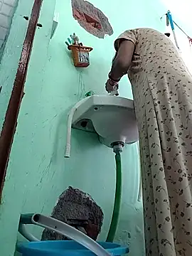 Hotty-Nidhi online show from March 2, 2026, 3:09 am