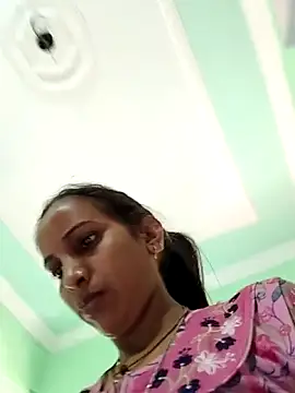 Hotty-Nidhi online show from April 2, 2026, 4:21 am