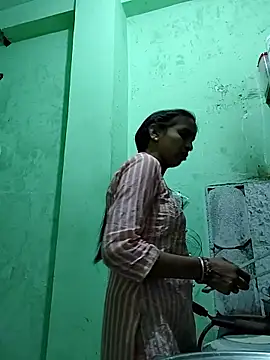 Hotty-Nidhi online show from April 2, 2026, 4:59 pm