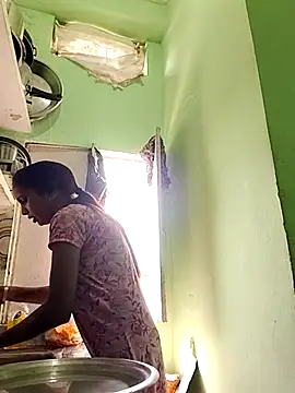 Hotty-Nidhi online show from April 8, 2026, 5:51 am