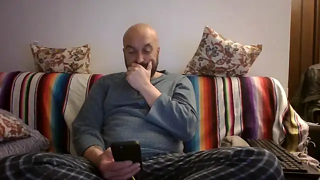 maxxxio12 online show from April 7, 2026, 7:25 pm