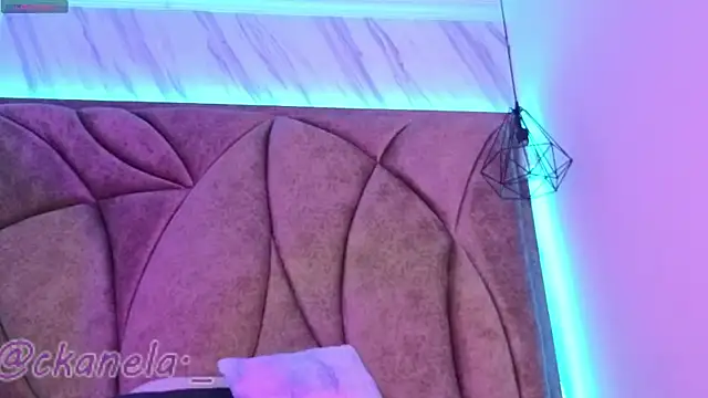 Kanela miller  online show from January 9, 2026, 12:08 pm