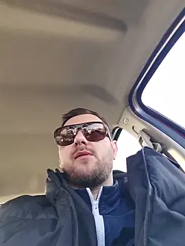 hugedickedd online show from February 14, 2026, 2:03 pm